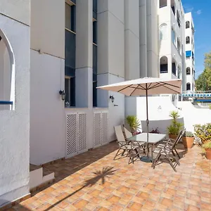Virginia & Private Terrace By Ele Apartment